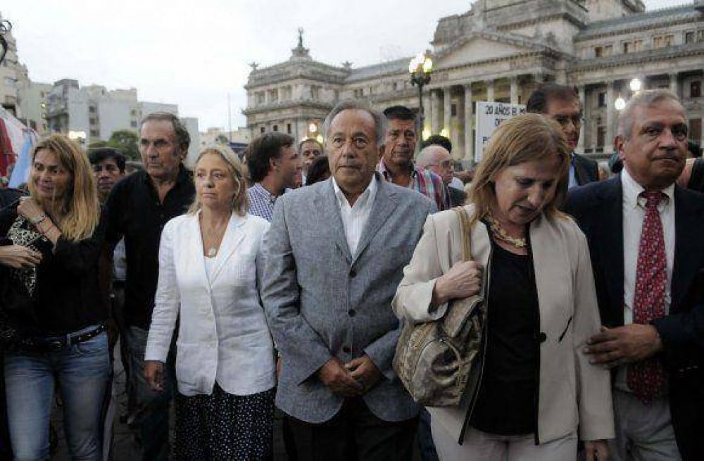 Tambi�n hubo silencio de kirchneristas fueguinos