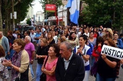 Importante convocatoria en la Marcha del silencio en Olavarr�a