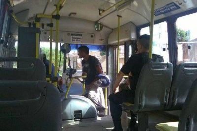 Por la inseguridad, vuelve a subir un polic�a a la L�nea 13
