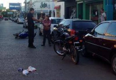 Est� en terapia intensiva la mujer v�ctima de un choque de moto en calle Pellegrini