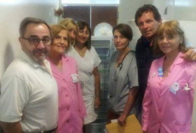 Donaci�n del senador Juan Curuchet al Hospital Materno Infantil