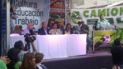 Moyano vino a Salta y apoy� a candidatos del romerismo