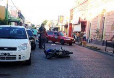 Sufri� �fractura de cr�neo� la mujer v�ctima de un choque en calle Pellegrini