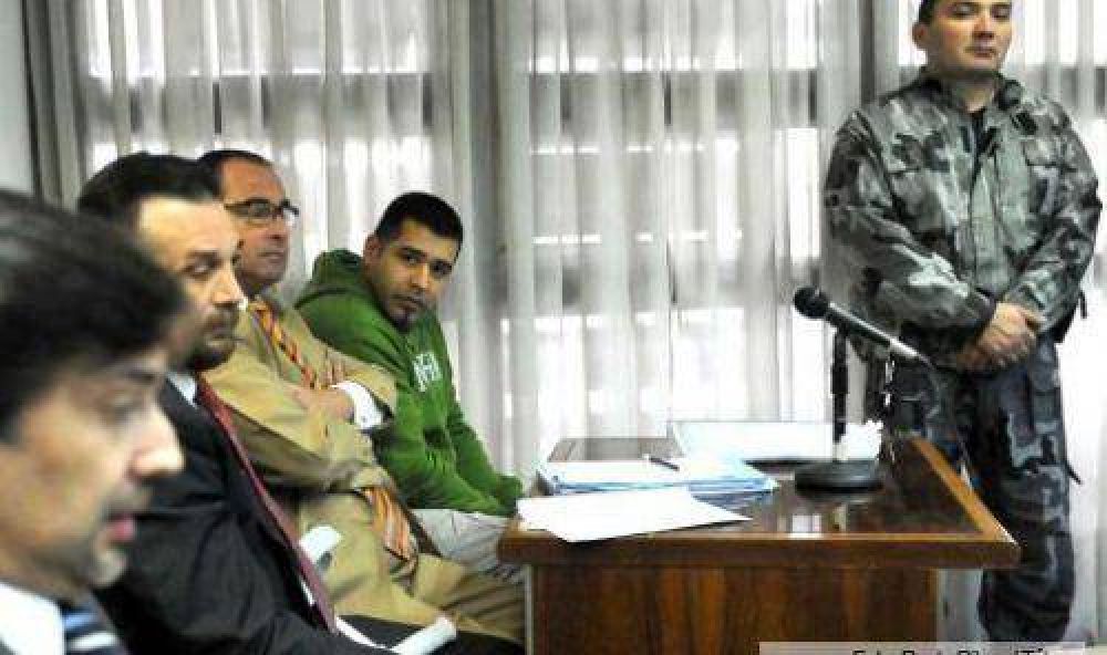 Comienza el juicio oral al acusado de haber quemado y matado a F�tima Cat�n en 2010