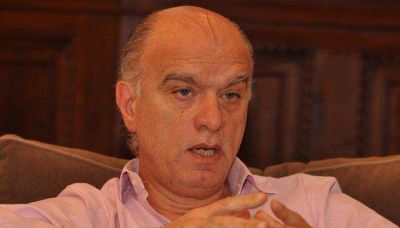 GRINDETTI: �LLEGANDO A SUS �LTIMOS MESES DE GESTI�N DIAZ PEREZ SIGUE SIN CONOCER LANUS�
