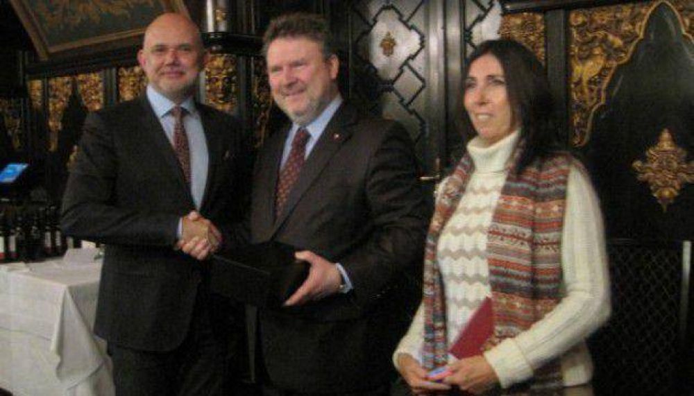 Gentilini quiere que se �pruebe� el alquiler social en la Ciudad