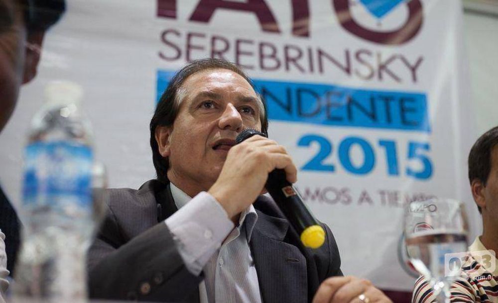 Con cr�ticas a Pulti, Serebrinsky lanz� su candidatura a intendente