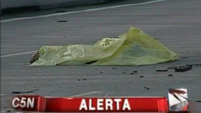 Un hombre muri� atropellado por un cami�n en Avenida Lugones y el tr�nsito fue cortado totalmente