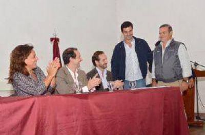 Nuevas acciones para promover el desarrollo del sector vitivin�cola
