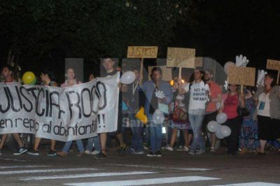 Volvieron a reclamar este viernes justicia por Roc�o y marcharon en contra del abuso infantil