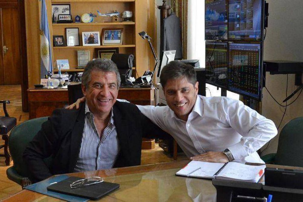Kicillof recibi� al gobernador Urribarri