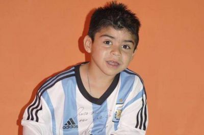 Un ni�o de cinco a�os con s�ndrome de SBW sue�a con abrazar a Lio Messi