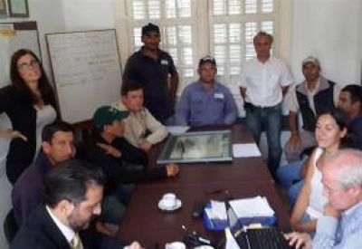 Acuerdo para �mejorar las condiciones de trabajo� del personal del puerto de San Pedro