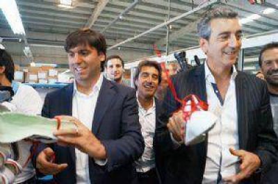 Diego Bossio entreg� 145 jubilaciones por la nueva moratoria en Chivilcoy