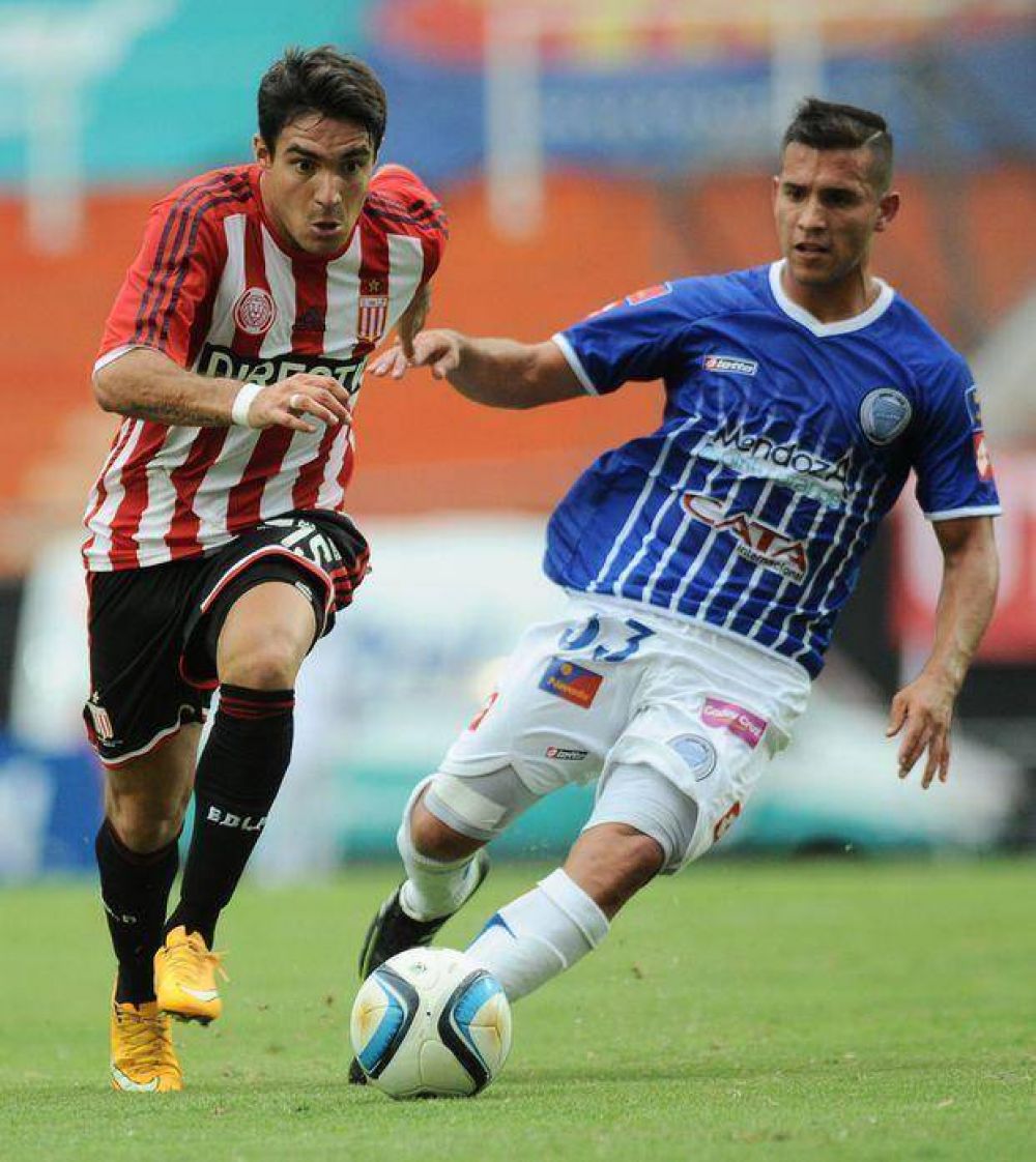 Estudiantes minimiza sus imperfecciones con resultados