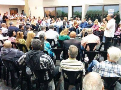 Plenario de discusi�n militante sobre el caso Nisman‏