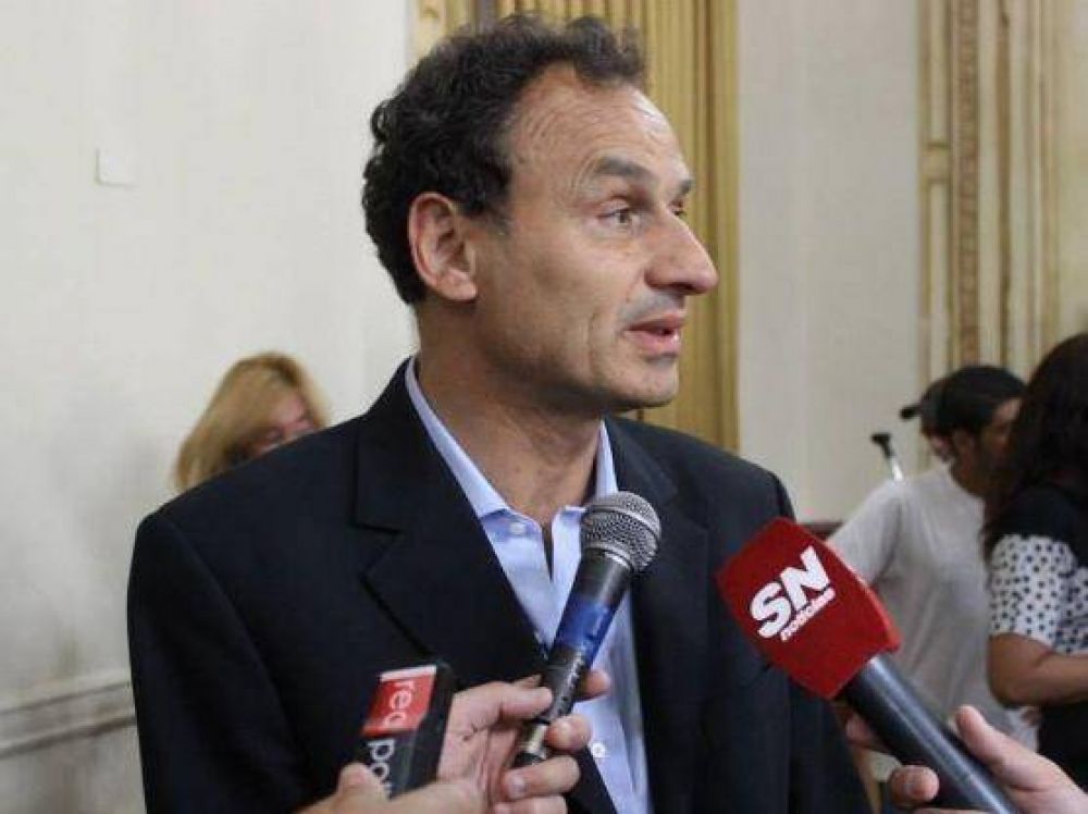 Pablo Bruera: �Siempre es importante escuchar a los vecinos�