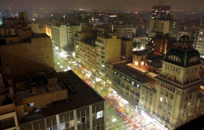 Ofrecen frenar suba de la luz a cambio de plata para sueldos