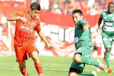 Independiente reaccion� a tiempo y rescat� un empate ante Sarmiento