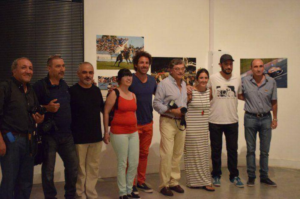 El fotoperiodismo se muestra en el Centro Cultural