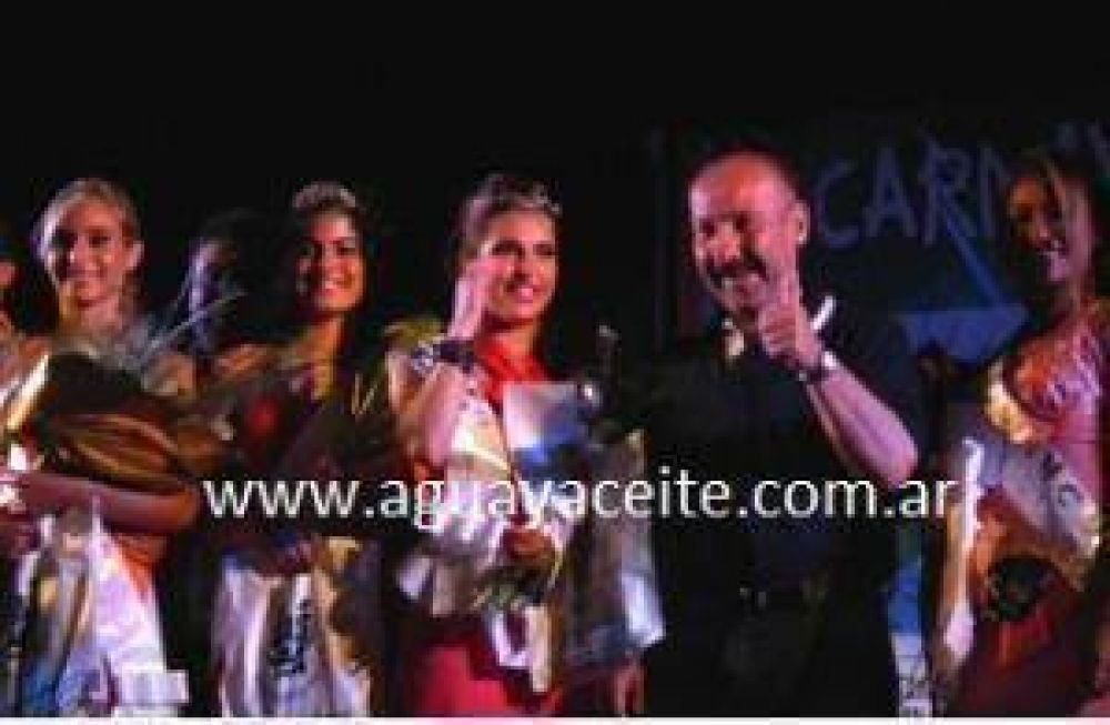 Victoria Ricaud es la reina del Carnaval  