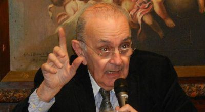 Diputado massista se niega a escuchar a CFK en su discurso de la Asamblea Legislativa