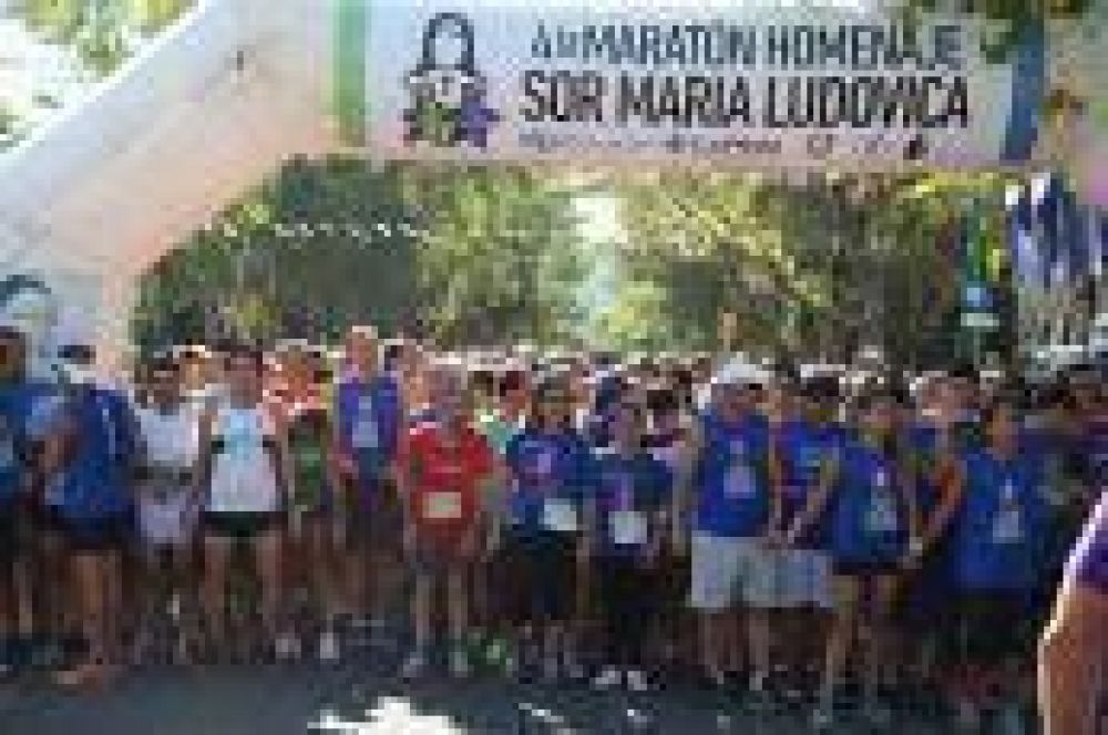La Plata: Alrededor de dos mil personas particparon de la marat�n solidaria 