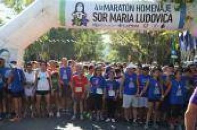 La Plata: Alrededor de dos mil personas particparon de la marat�n solidaria 