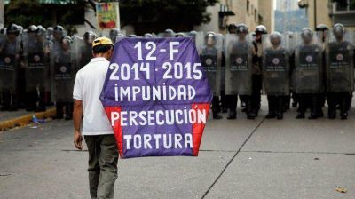 Cuatro de cada cinco venezolanos eval�an negativamente la situaci�n de su pa�s