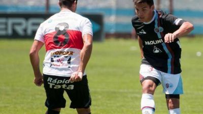En su visita a UAI Urquiza, El Gallo sum� otro empate