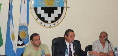 EL INTENDENTE ANUNCI� LA COLOCACI�N DE 800 LUMINARIAS
