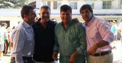 EL SENADOR PALLARES JUNTO A MASSA EN MAR DEL PLATA