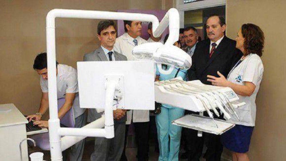 Yedlin valor� el impacto de la ciencia en la sociedad