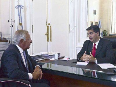 Fellner y Capitanich analizaron agenda bilateral