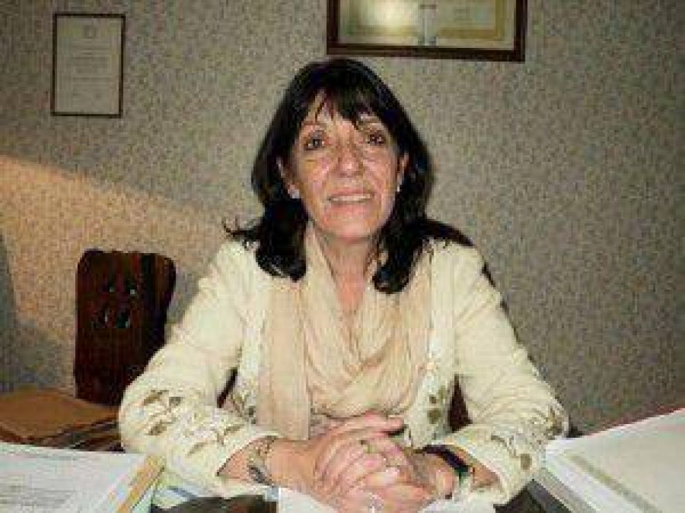 �Hay que aunar criterios con las autoridades del Poder Judicial sobre el tipo de resoluciones que deben salir y que el Escribano no vea limitada su legitimaci�n�