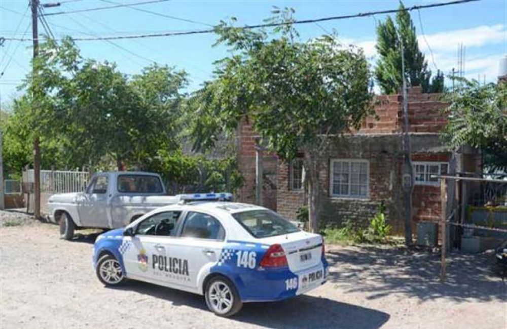 Dos j�venes baleados en el barrio Islas Malvinas