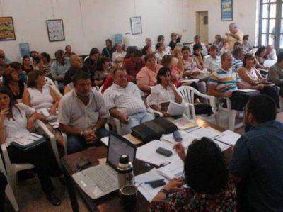 Los maestros deciden si aceptar la propuesta o hacer paros de 48 y 72 horas