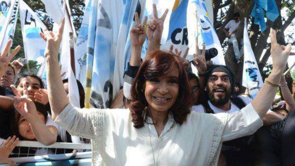 El sueldo bruto de Cristina como Presidenta ya supera los $ 100.000 por mes