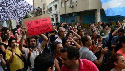 La paritaria con los estatales le costar� a la Provincia unos $ 7.900 millones