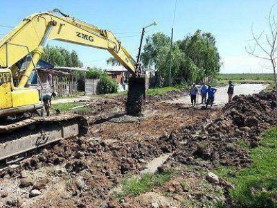 Contin�a la ejecuci�n de asfaltos en el Barrio El Carmen