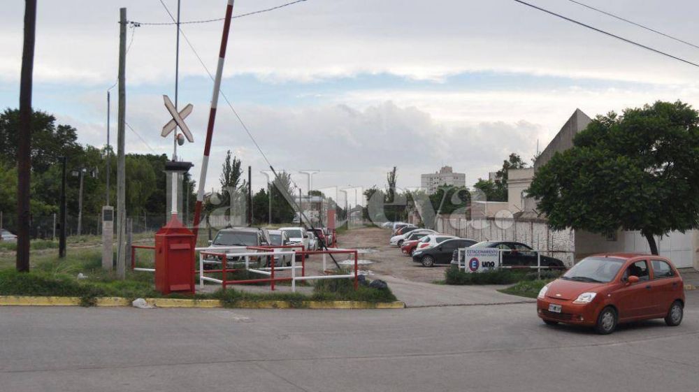 Ofrecen casi 3 millones de pesos para abrir la avenida Bicentenario