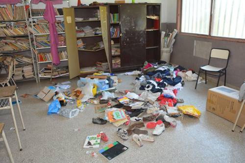 Robos y vandalismo en dos escuelas durante el fin de semana