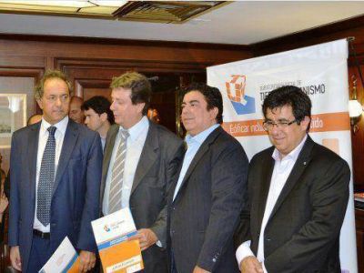 Martinez anunció obras por 3 millones de pesos para barrios de De la Garma y Chaves   