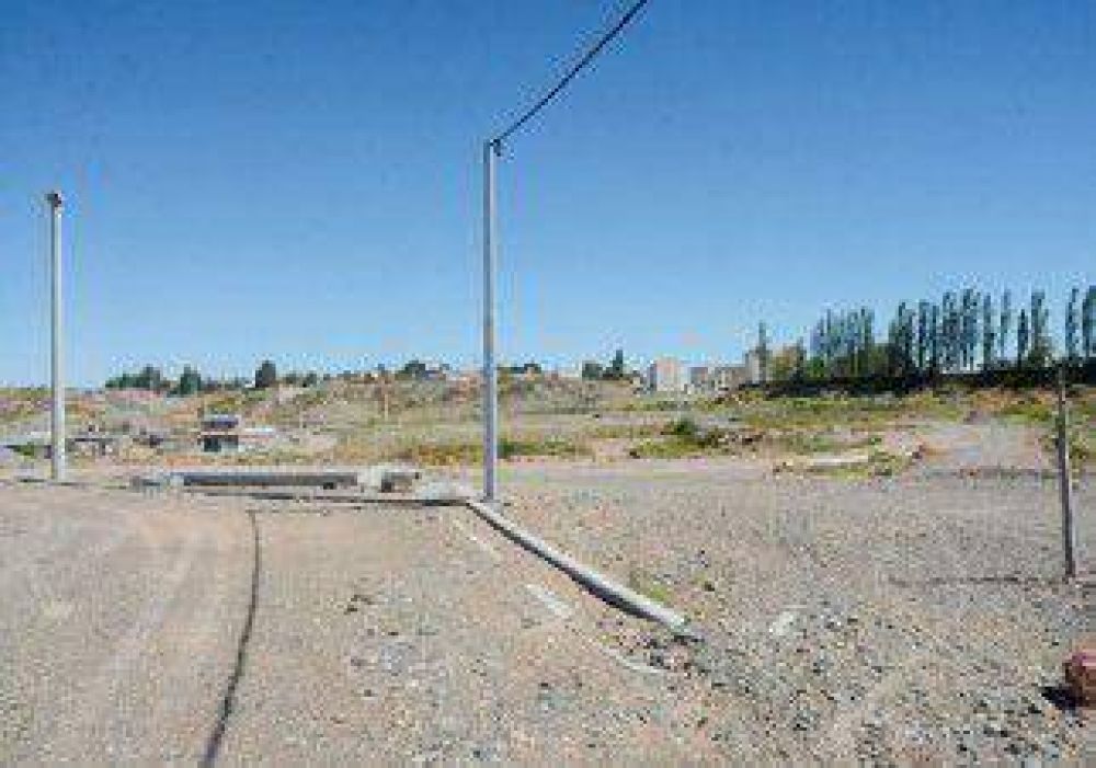 Familias de Batilana piden ser recibidas por Quiroga 