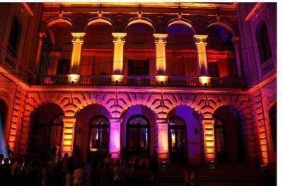 Apertura de la temporada 2015 en el �25 de Mayo� con el espect�culo �Flechas de la tribu, Met�fora en movimiento�