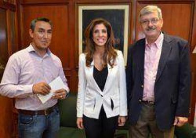 Iglesia Evang�lica de Nueva Esperanza recibi� ayuda