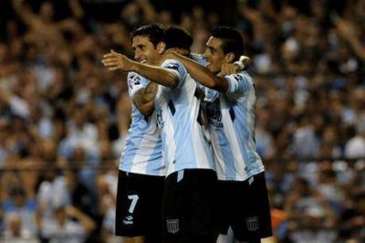 Racing gole� a Guaran� y sigue por la buena senda en la Copa Libertadores