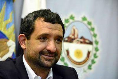 BARK: �EL GOBIERNO BUSCA CUIDAR EL BOLSILLO DE LOS SANTACRUCE�OS�