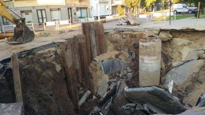 Removieron escombros para llegar al fondo del socav�n