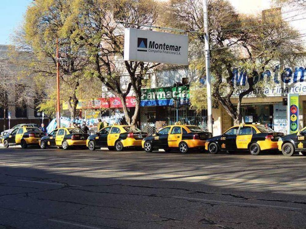 Nuevo ordenamiento de las paradasde taxi